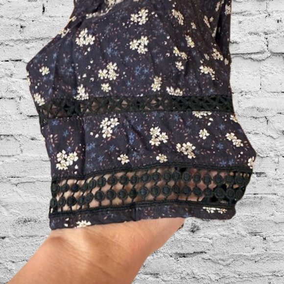 Blue Flowing Flower Print Dress with Long Sleeves - Picture 11 of 14